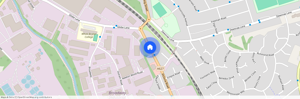 Victoria Road, Dukinfield, SK16 4UW