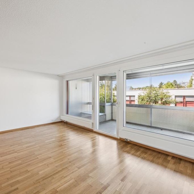 3.5-Zimmerwohnung mit Ausblick auf die Berner Alpen - Photo 1