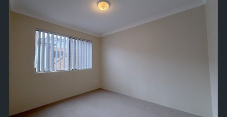 Modern 2 bed Apartment Living in Wentworthville - Photo 3