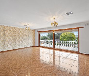 12 Larnook Crescent, Mooroolbark - Photo 6