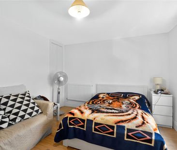 Kingsland Road, London, E8 4AE - Photo 3