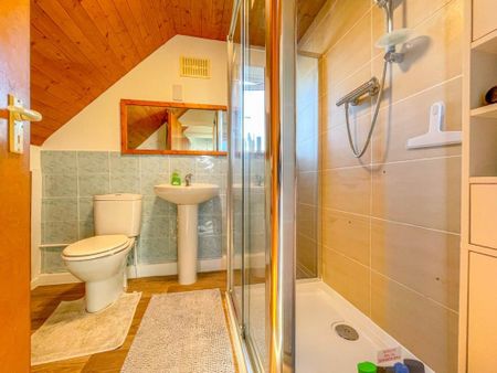 3 bedroom detached house to rent - Photo 3