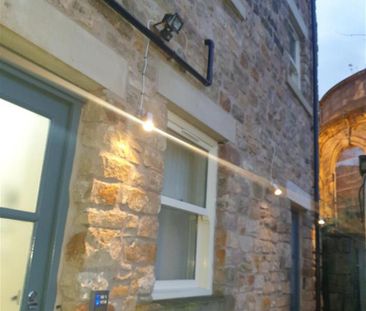 5 bedroom private hall to rent - Photo 2