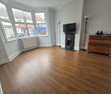 4 Bed Semi-Detached House, Valentine Road, HA2 - Photo 1