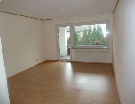 Fliederstraße 30, 47475 Kamp-Lintfort - Foto 1