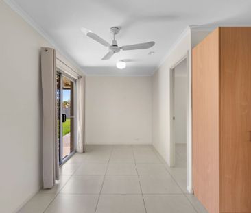 For Lease: Well-Presented Family Living with Generous Yard Space - Photo 5