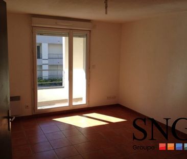 T2 AVCE BALCON ET PARKING - Photo 1