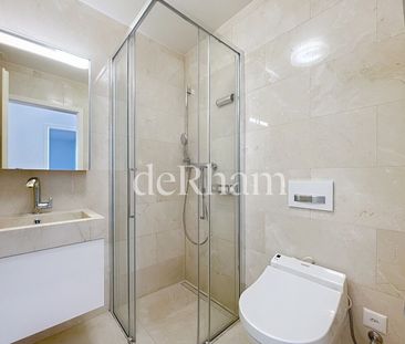 Elysée district – Beautiful apartment in a luxury building - Photo 5