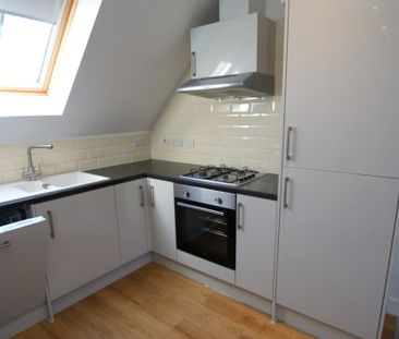 82b Tennyson Road, CHELTENHAM GL517DB - Photo 5