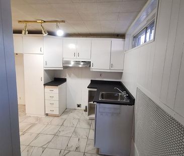 3 ½ Grand Bachelor/Appartement/studio , Entrée privée a loué a Lava... - Photo 3