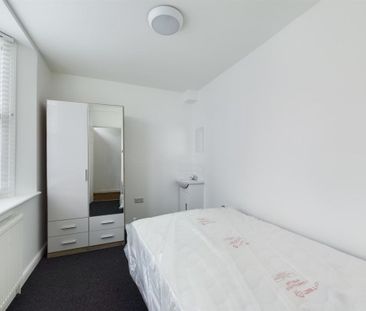 Inverness Road, Brighton - Photo 4