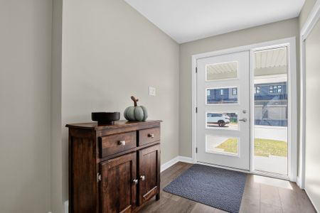 For Lease - 342 Raheen Court, Barrhaven, Ontario - Photo 2