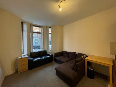 Apt 1, 42 Atlantic Avenue, BT15, Belfast - Photo 4