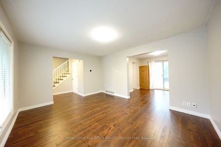 For Lease - 1355 Odessa Crescent, Oakville, Ontario - Photo 3