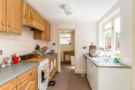 3 bedroom house to rent Jubilee Terrace, Stony Stratford, Milton Keynes, MK11 - Photo 3