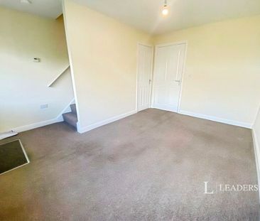 2 bedroom house to rent Falcon Way, Bourne, Lincolnshire, PE10 - Photo 5