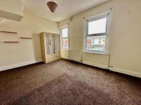 Boothley Road, Blackpool, Lancashire, FY1 3RS - Photo 3