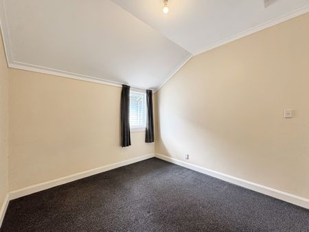 Welcome to Hankey Street - Photo 3