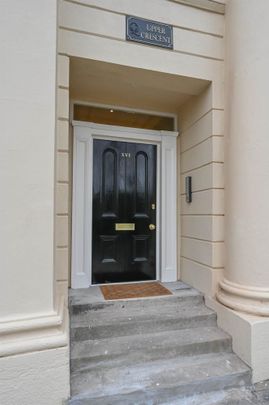 Apt 3,16 Upper Crescent, Belfast, BT7 1NT - Photo 1