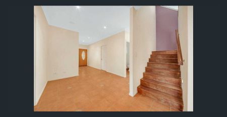 Spacious 4 Bedroom Home with Balcony & Views - Photo 3