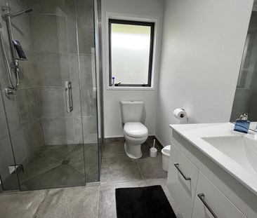 Flagstaff Family Home - Photo 2