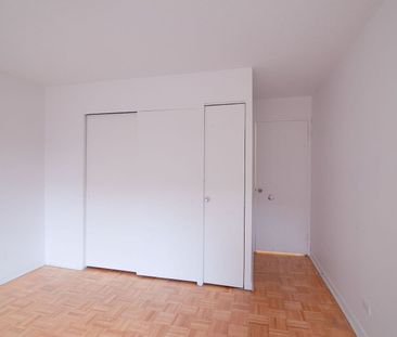 1975 de Maisonneuve - Photo 3