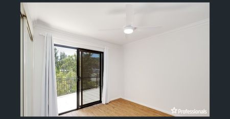 Impressive 309m² Top-Floor Executive Apartment in Prime Location - Photo 4