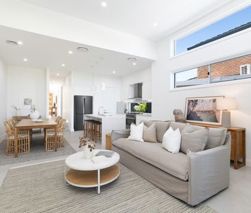 Modern Family Living - Photo 3