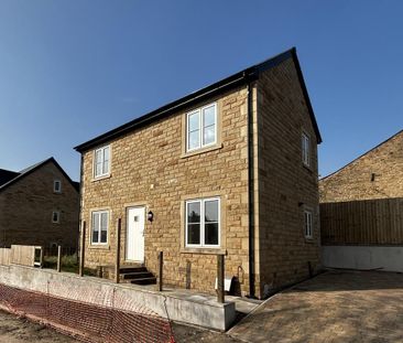 3 bedroom detached house to rent - Photo 2