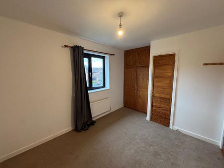 2 bedroom semi-detached house to rent - Photo 5