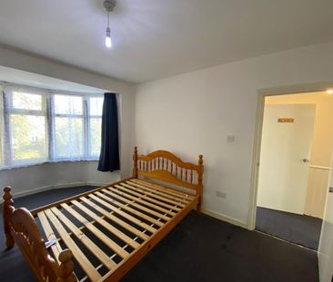 3 bedroom terraced house to rent - Photo 6