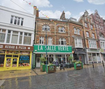 2 bedroom flat to rent - Photo 3