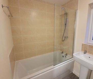 2 Bed Semi-Detached House, Electric Way, B11 - Photo 5