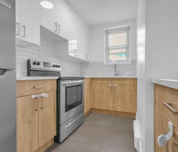 Westmount Place — 1 Bedroom Unit - Photo 2