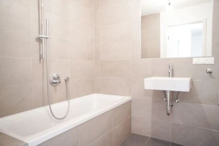 Ruhige Balkonwohnung bei Schloss Hetzendorf - Photo 4