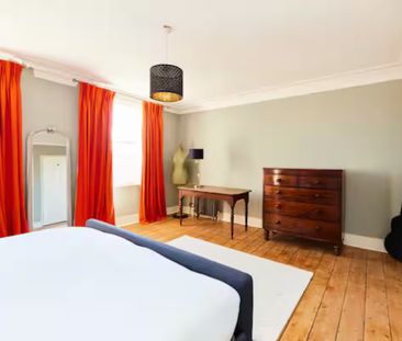 Walterton Road - Photo 1