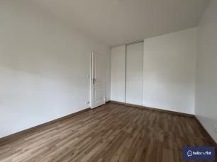 Location Appartement 4 pièces 91m² REIMS 51100 - Photo 4