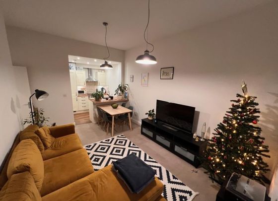 2 bedroom apartment to rent - Photo 1