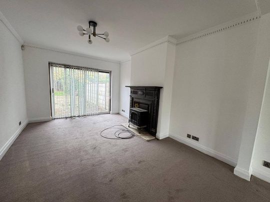 5 bedroom semi-detached house to rent - Photo 1