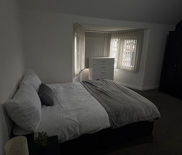 Room in a Shared House, Portland Road, B16 - Photo 1