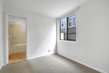 1/28 Pine Avenue, Elwood VIC 3184 - Apartment For Rent | Domain - Photo 3