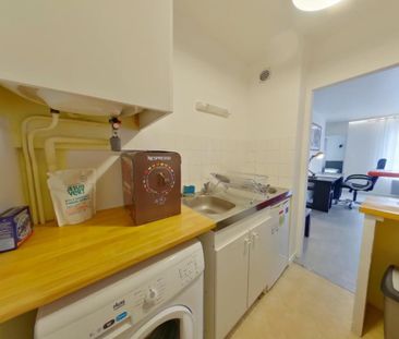 Location Appartement 2 pièces 33m² POITIERS 86000 - Photo 6