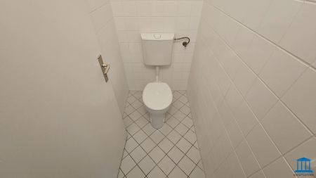 Zentrumsnahe Mietwohnung im 2. Liftstock mit Balkon/Loggia inkl. Tiefgaragen-Parkplatz - Photo 5