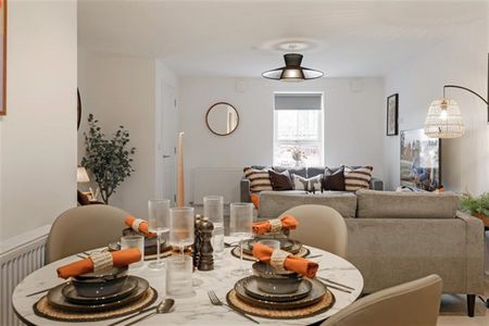 Casa, North Valley, Nottingham, NG7 - Photo 3