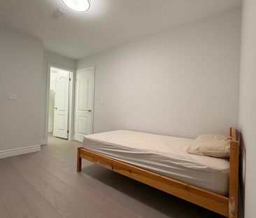 For Lease - 1 Waterleaf Road, Markham, Ontario - Photo 4