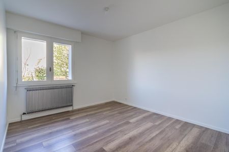 Location Appartement 4 pièces 80m² ANNECY LE VIEUX 74940 - Photo 4