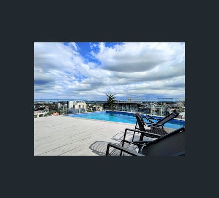 305/66 Lambert Street, Kangaroo Point, Qld 4169 - Photo 3