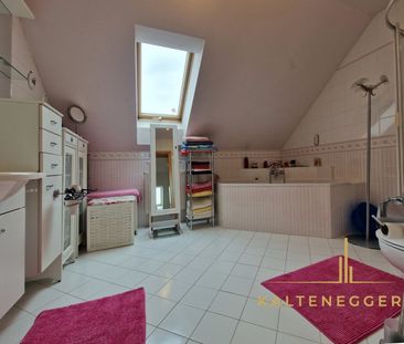 Gepflegtes Einfamilienhaus mit 5 Zimmern, großem Garten, Pool & Garage - Photo 4
