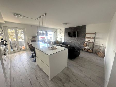 IDEALLY WELL LOCATED - Photo 2