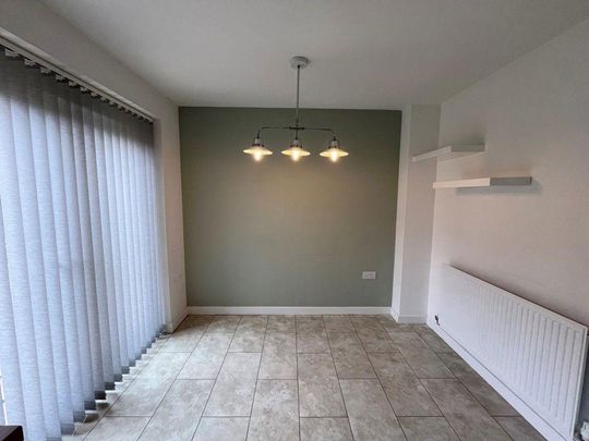 3 bedroom semi-detached house to rent - Photo 1